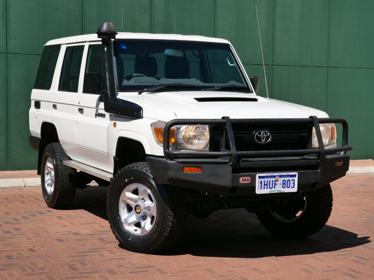 Used 2012 TOYOTA LANDCRUISER Workmate Manual SUV for Sale in Victoria ...