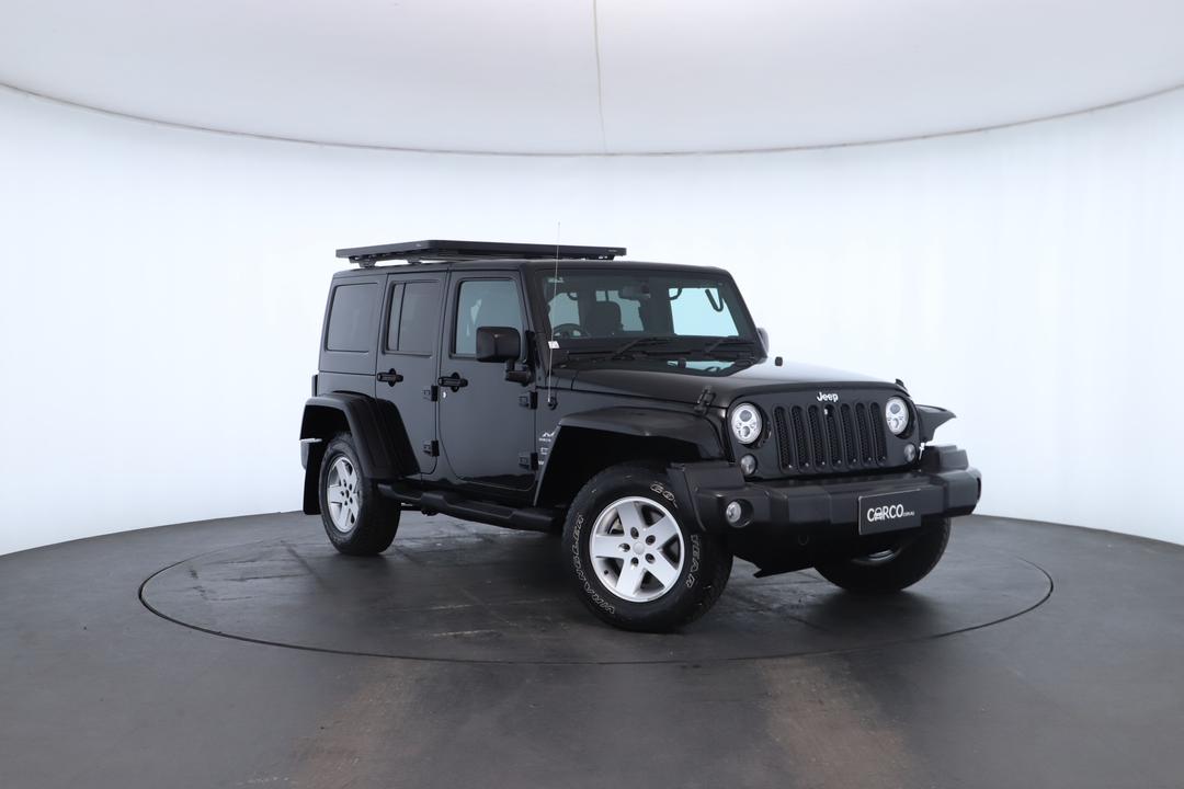 Exterior view frame 0