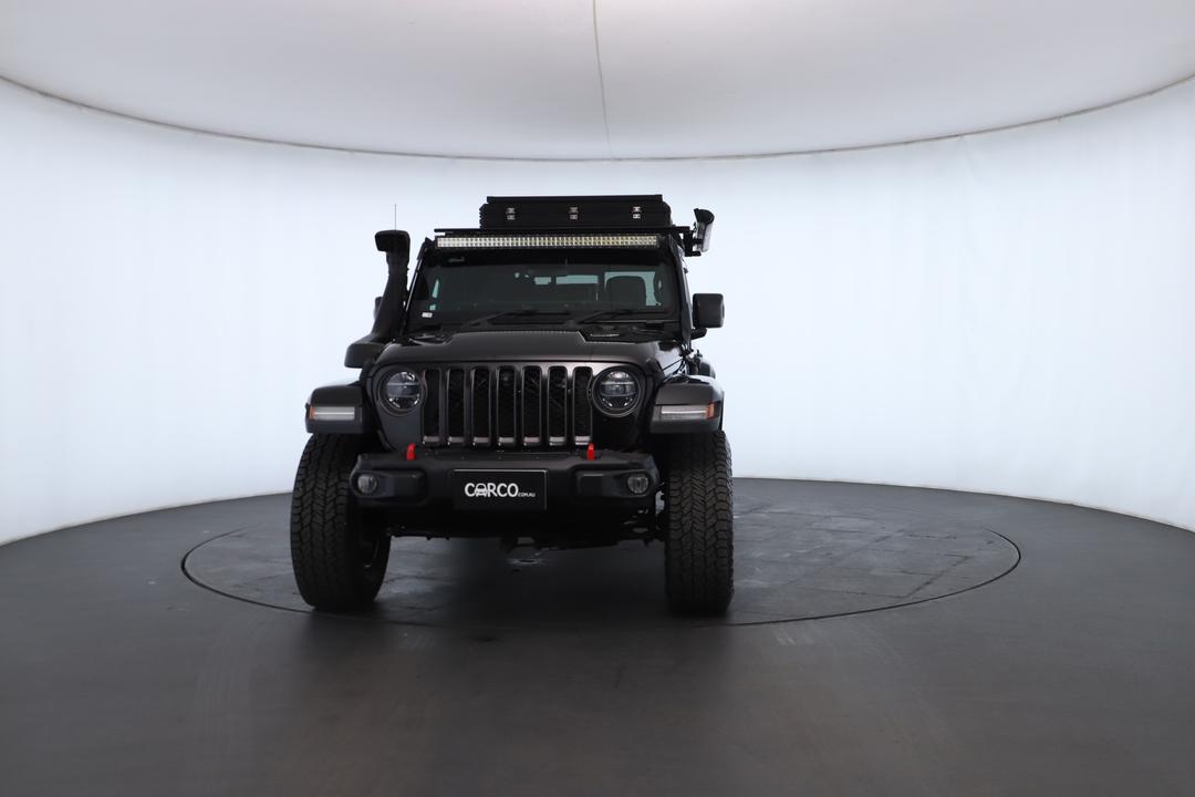 Exterior view frame 3