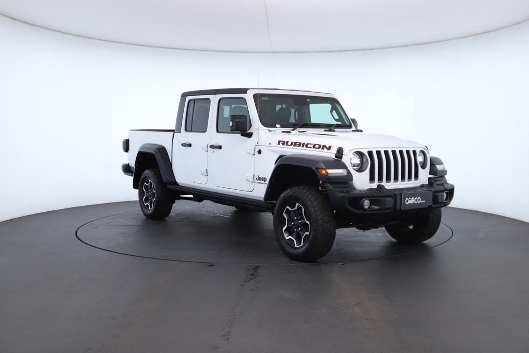 Exterior view frame 1