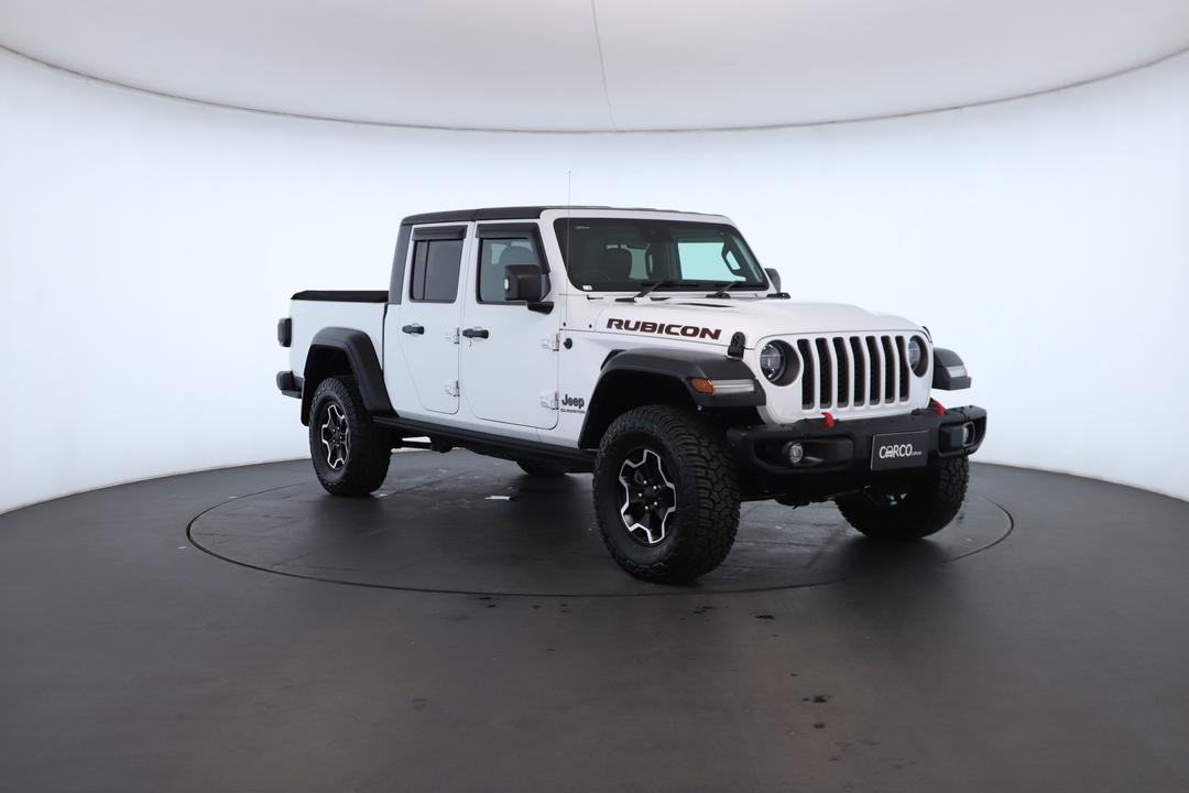 Exterior view frame 1