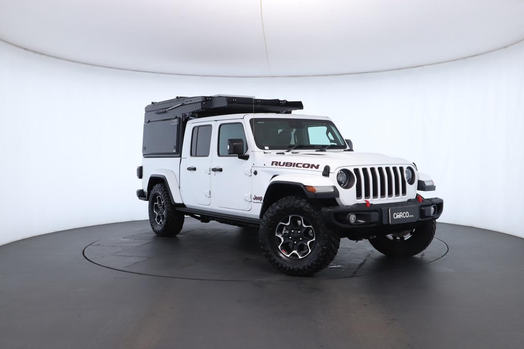 Exterior view frame 0