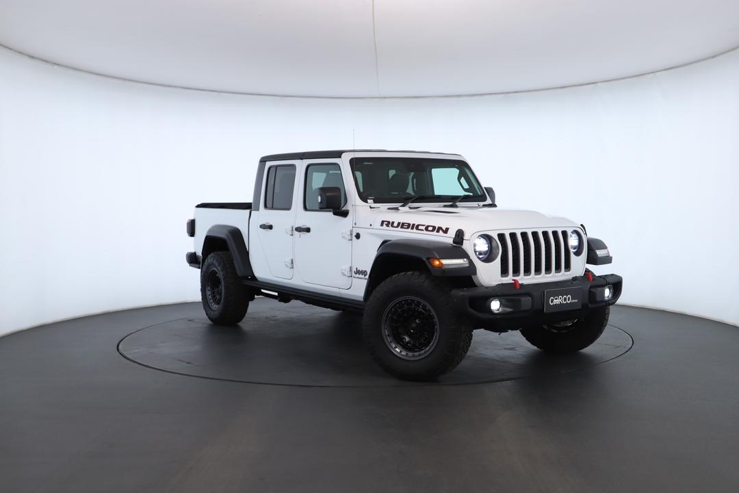 Exterior view frame 0