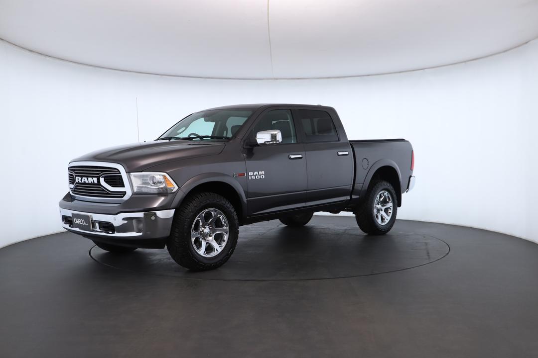 Exterior view frame 5