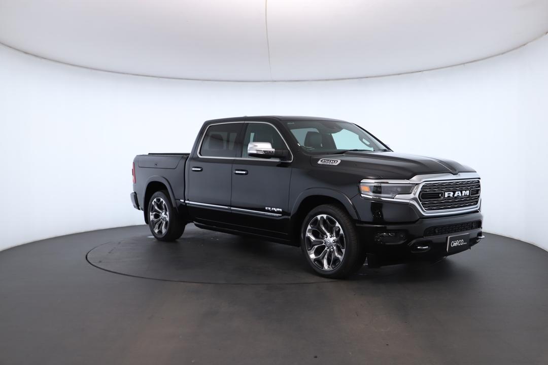 Exterior view frame 1