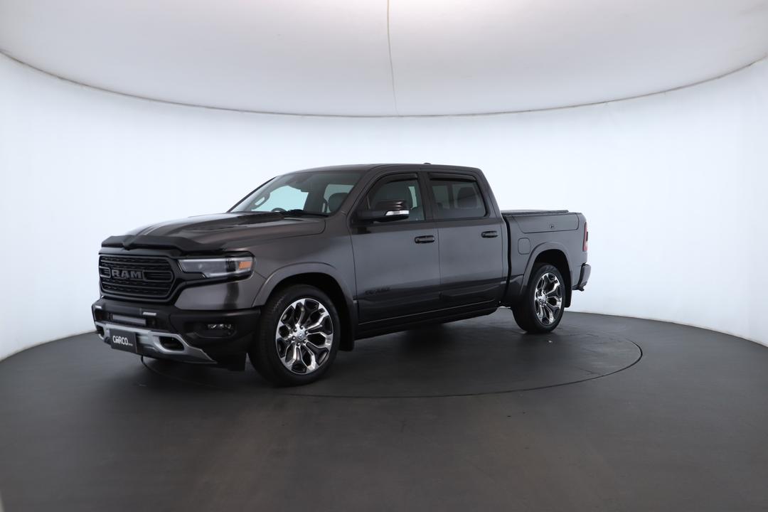 Exterior view frame 5