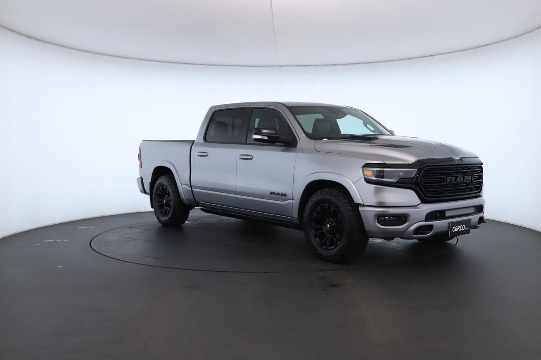 Exterior view frame 1