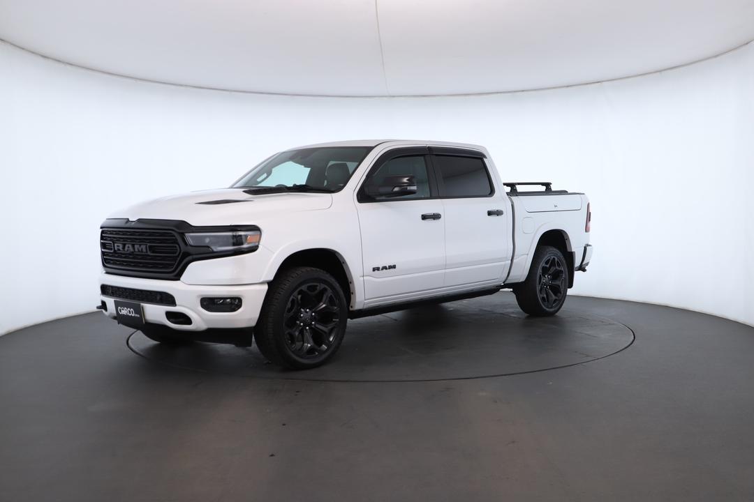 Exterior view frame 5