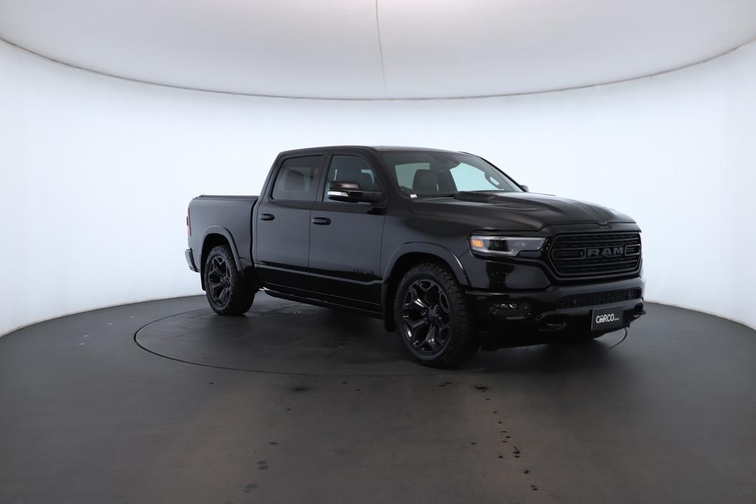 Exterior view frame 1