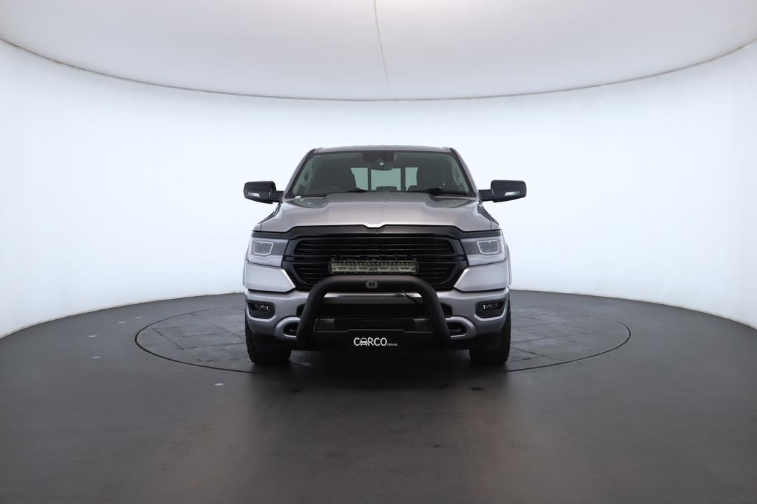 Exterior view frame 3