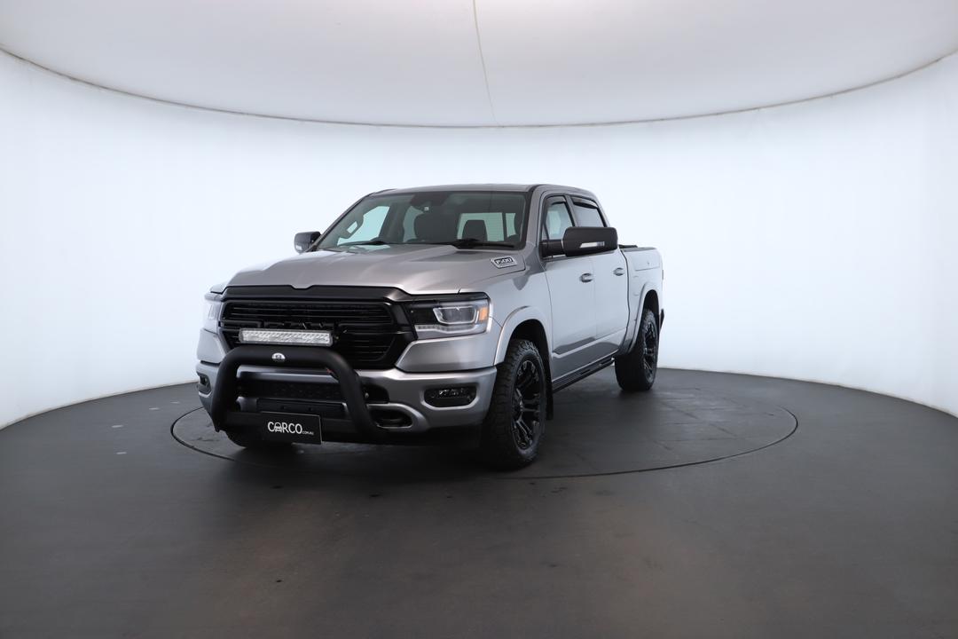 Exterior view frame 4