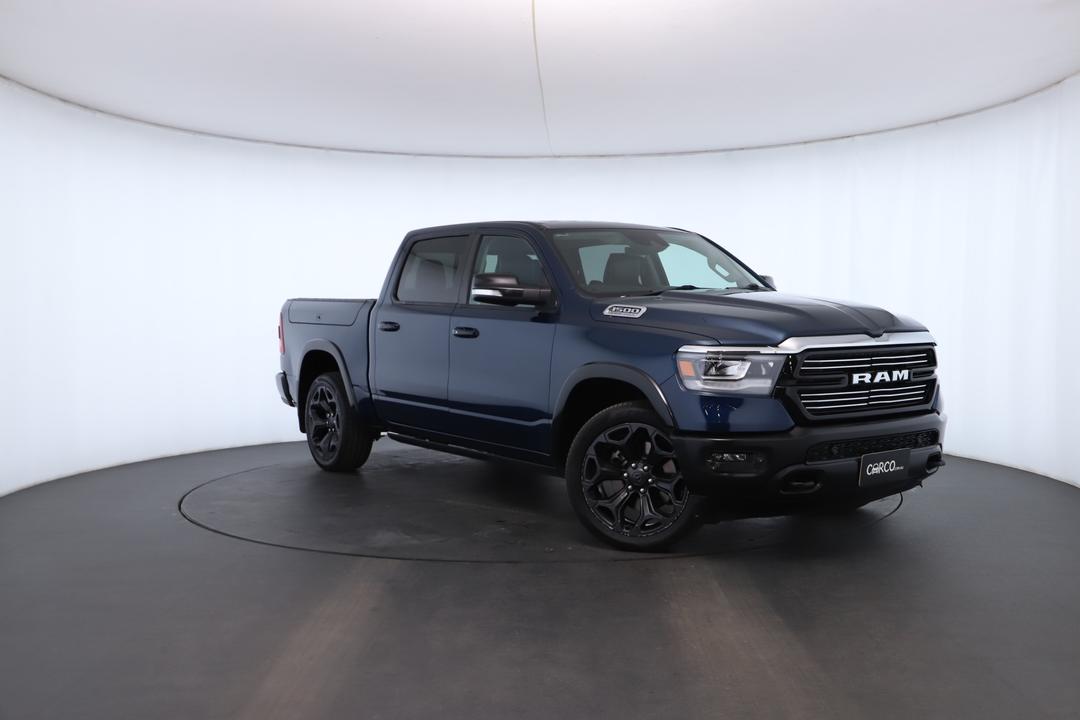 Exterior view frame 0