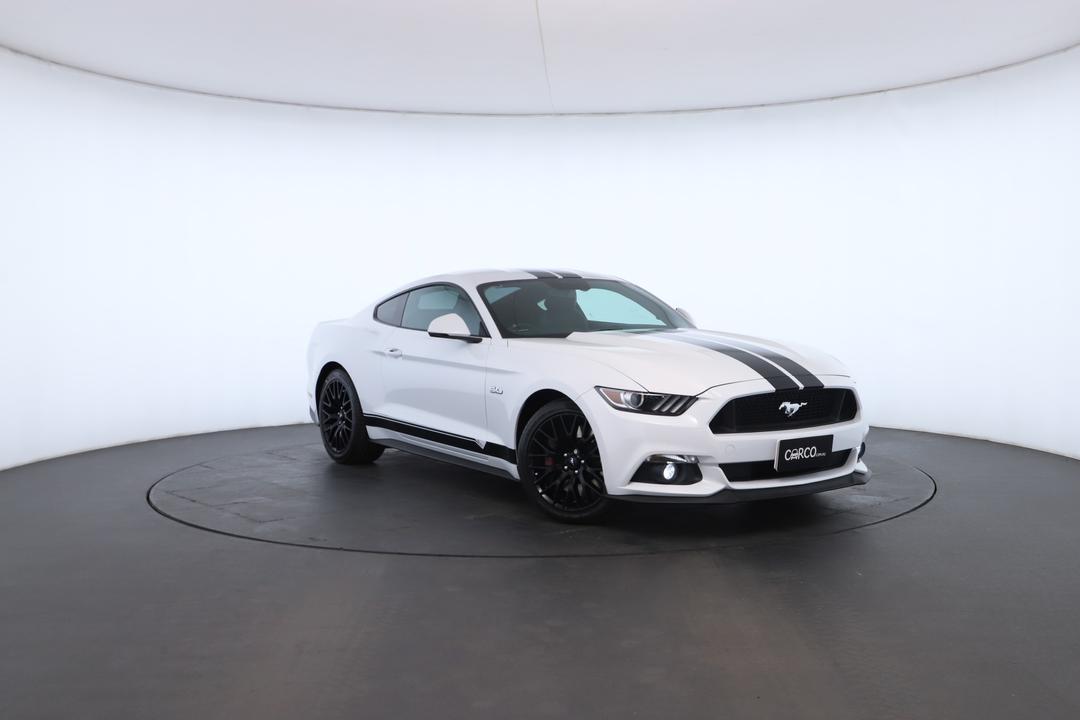 Exterior view frame 0