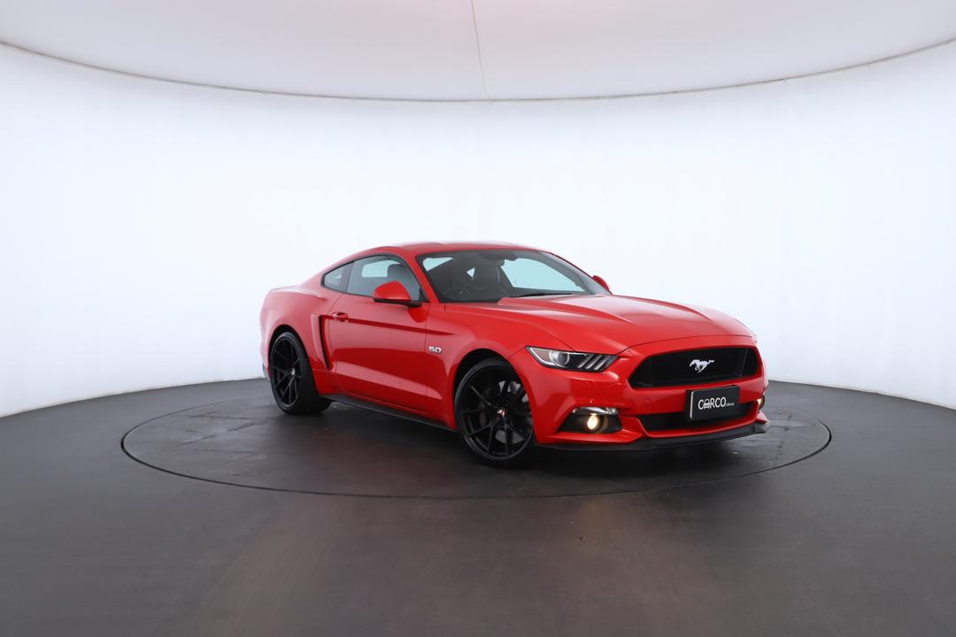 Exterior view frame 0