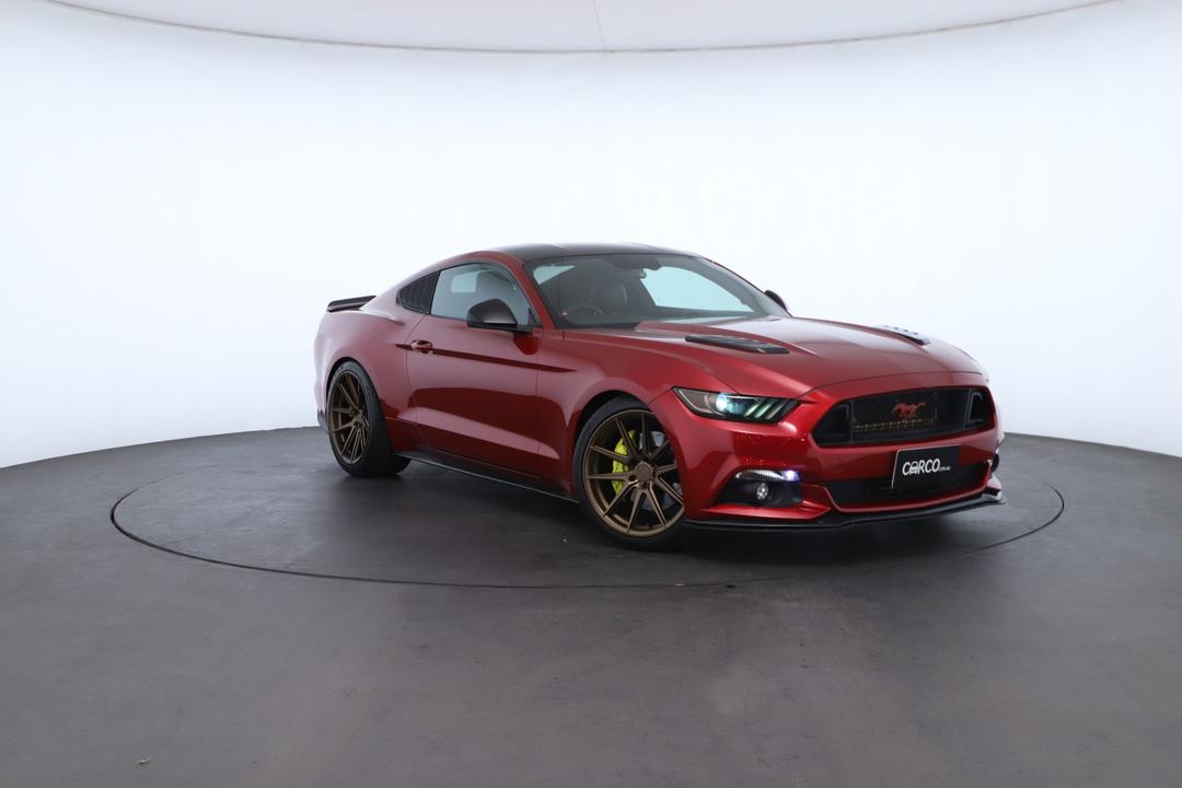 Exterior view frame 0