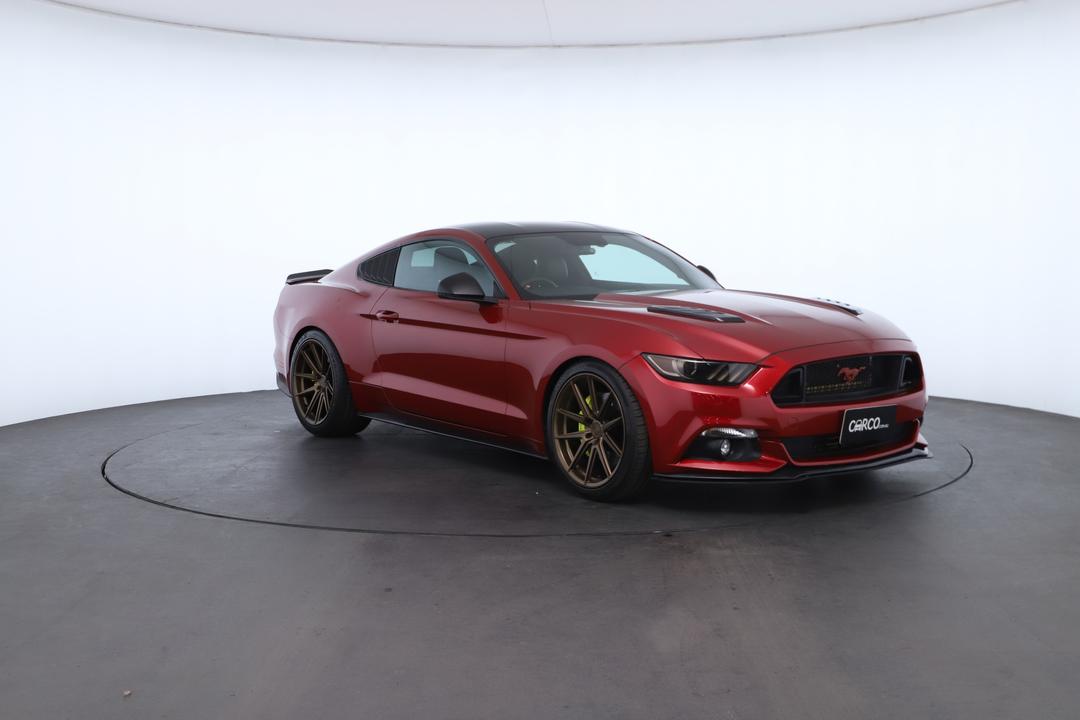 Exterior view frame 1