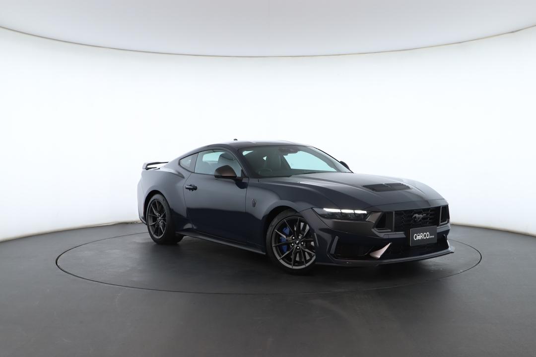 Exterior view frame 0