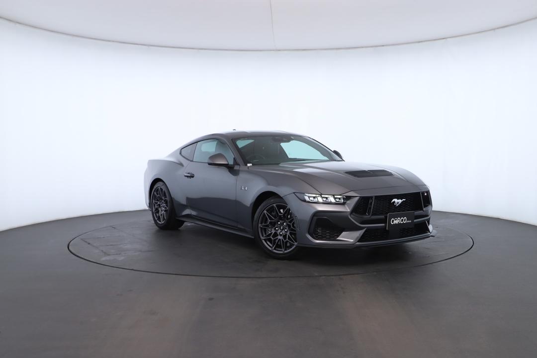 Exterior view frame 0