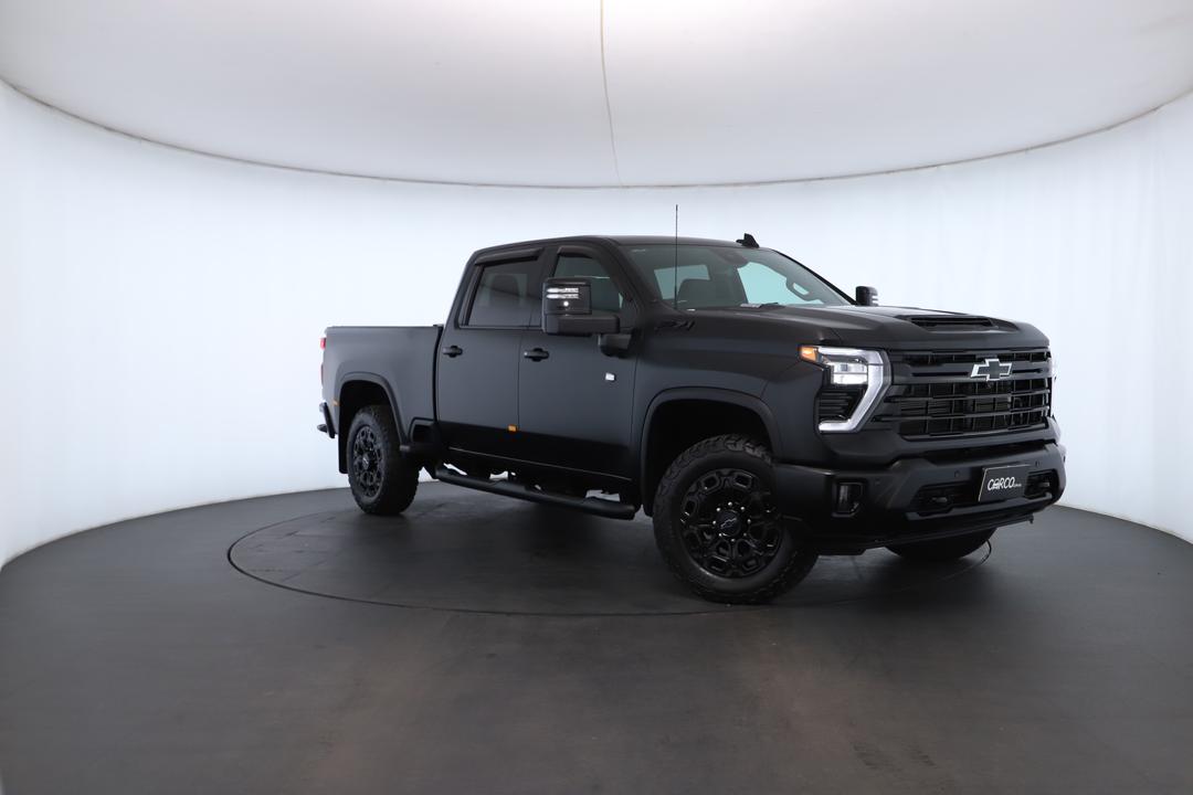 Exterior view frame 0