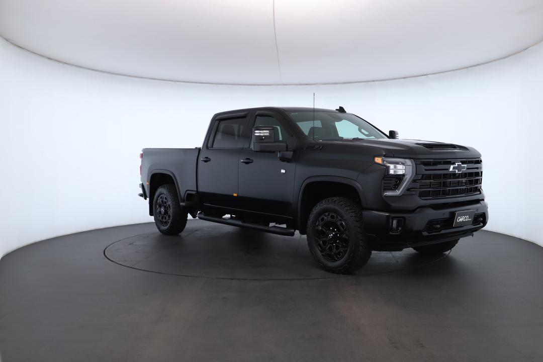 Exterior view frame 1