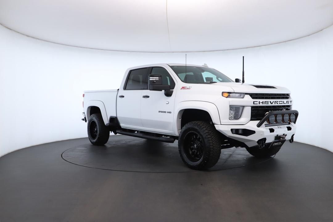 Exterior view frame 1