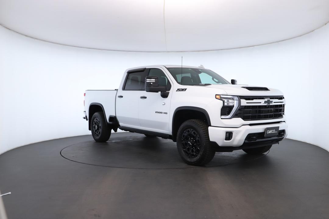 Exterior view frame 1