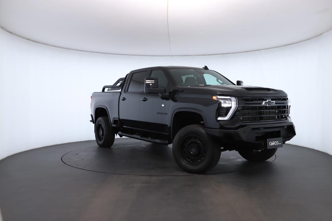 Exterior view frame 0