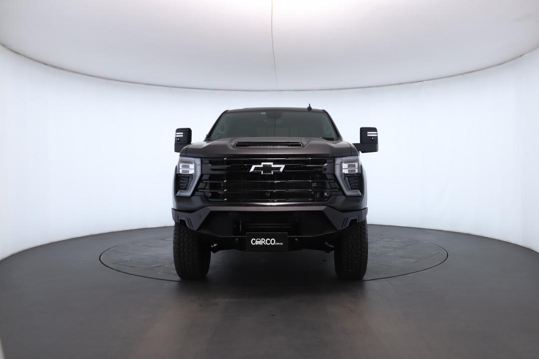 Exterior view frame 3