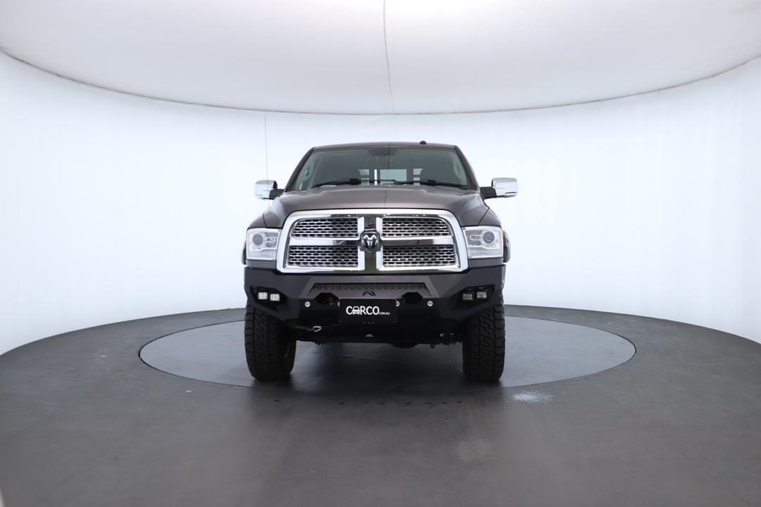 Exterior view frame 3