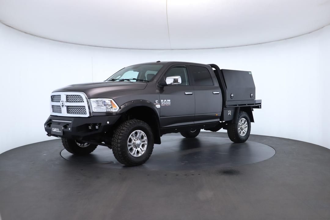 Exterior view frame 5