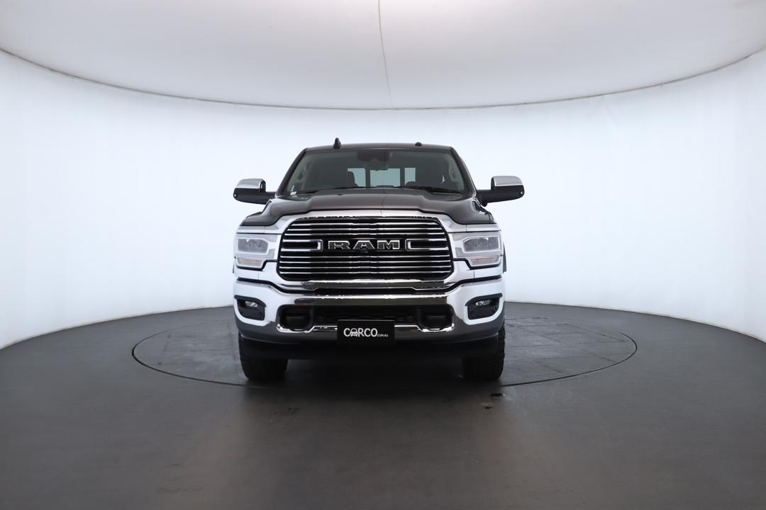 Exterior view frame 3