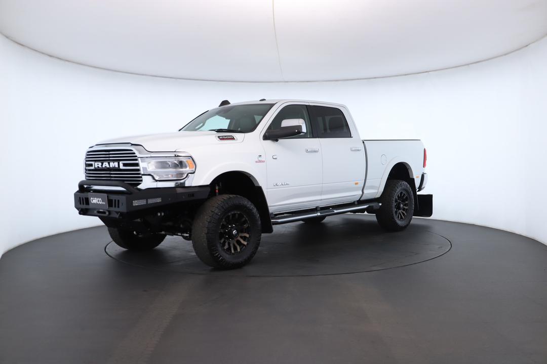 Exterior view frame 5