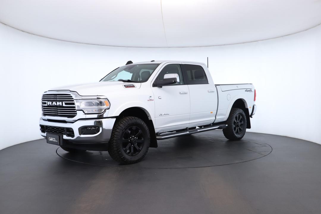 Exterior view frame 5