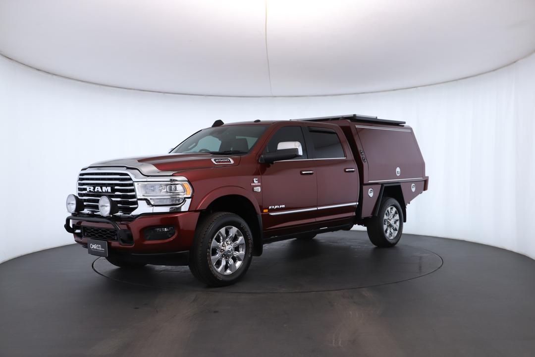 Exterior view frame 5