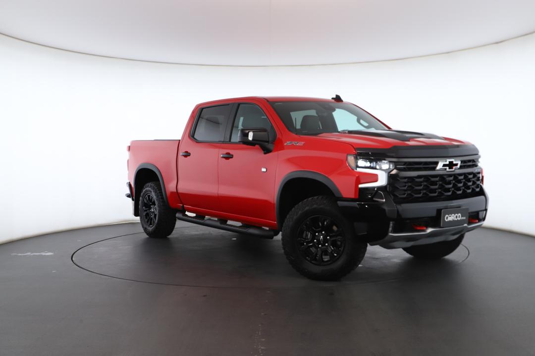 Exterior view frame 0