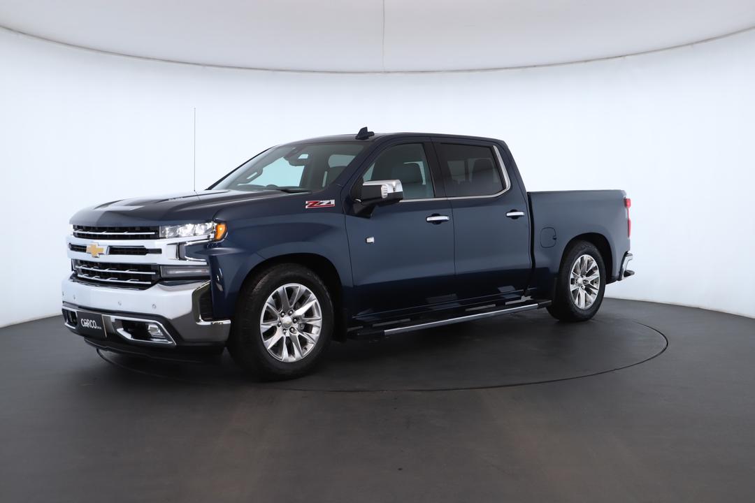 Exterior view frame 5