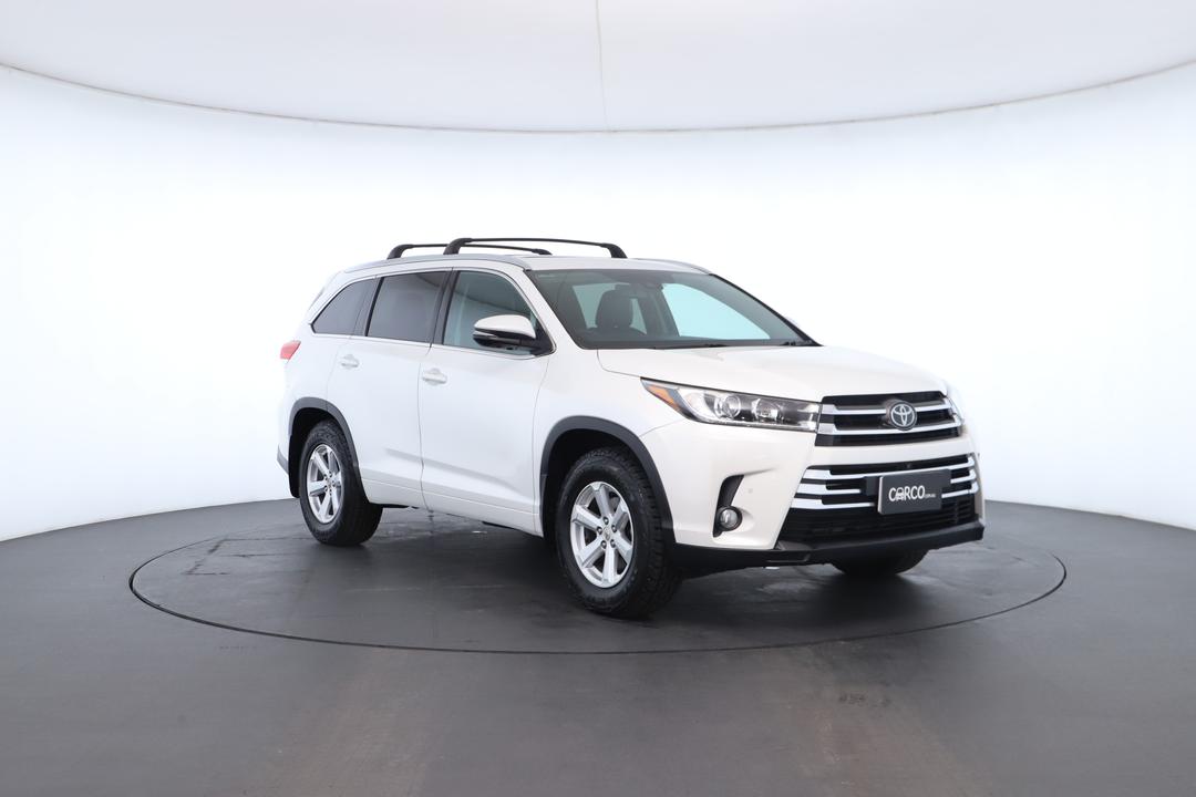 Exterior view frame 1