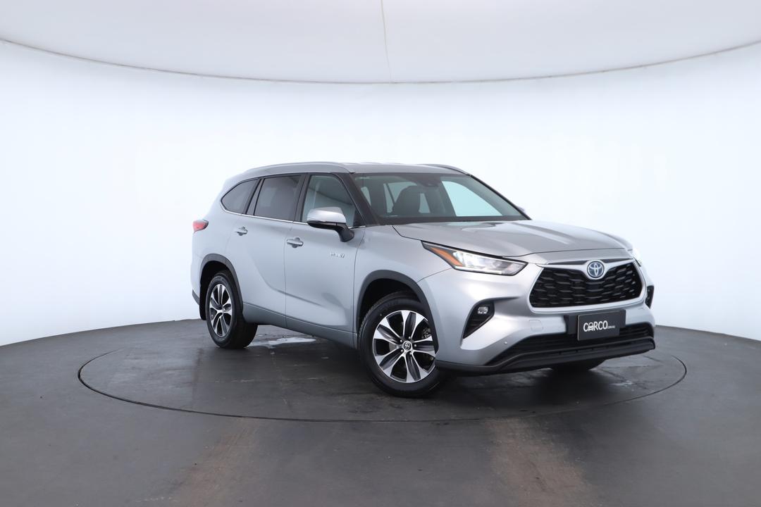 Exterior view frame 0