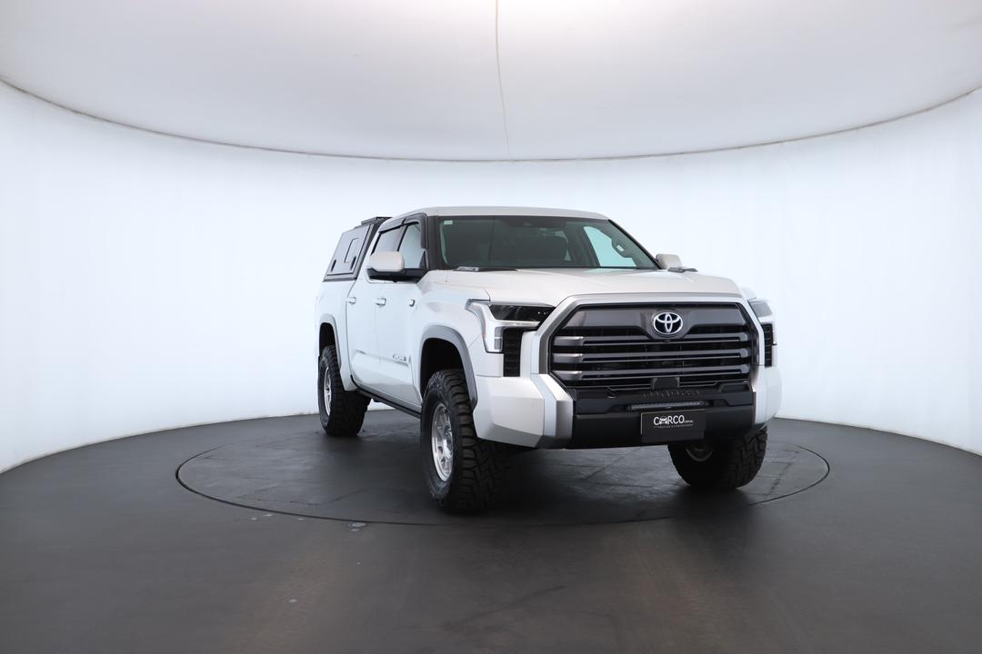 Exterior view frame 2