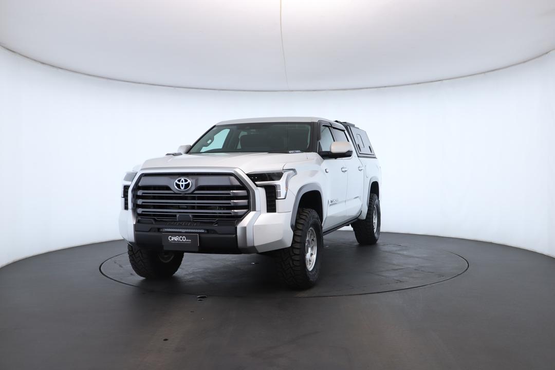 Exterior view frame 4