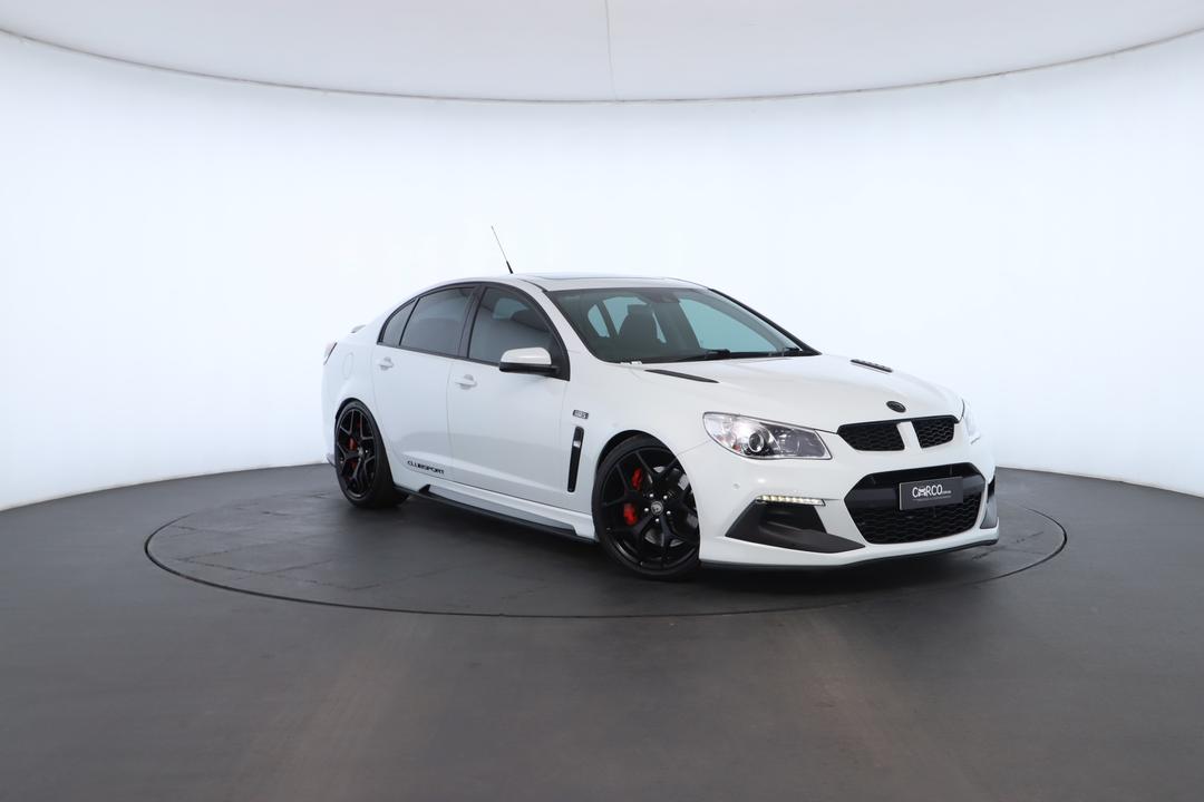 Exterior view frame 0