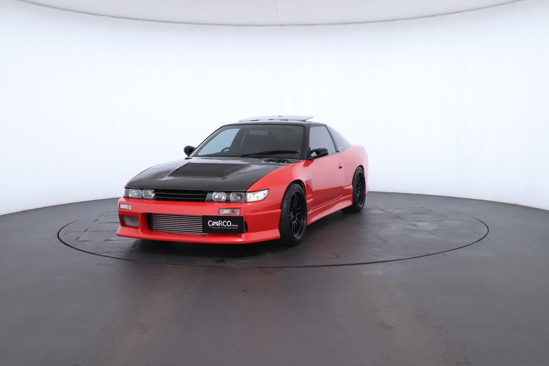 Exterior view frame 4