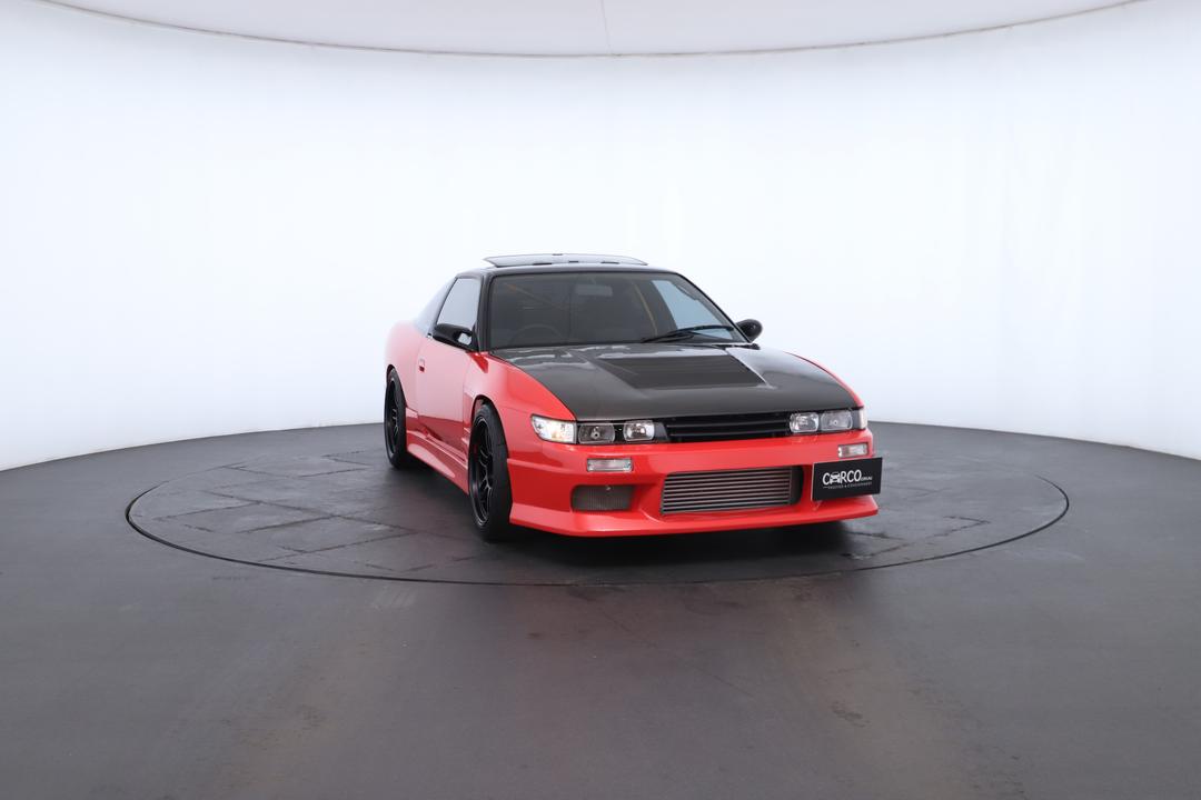 Exterior view frame 2