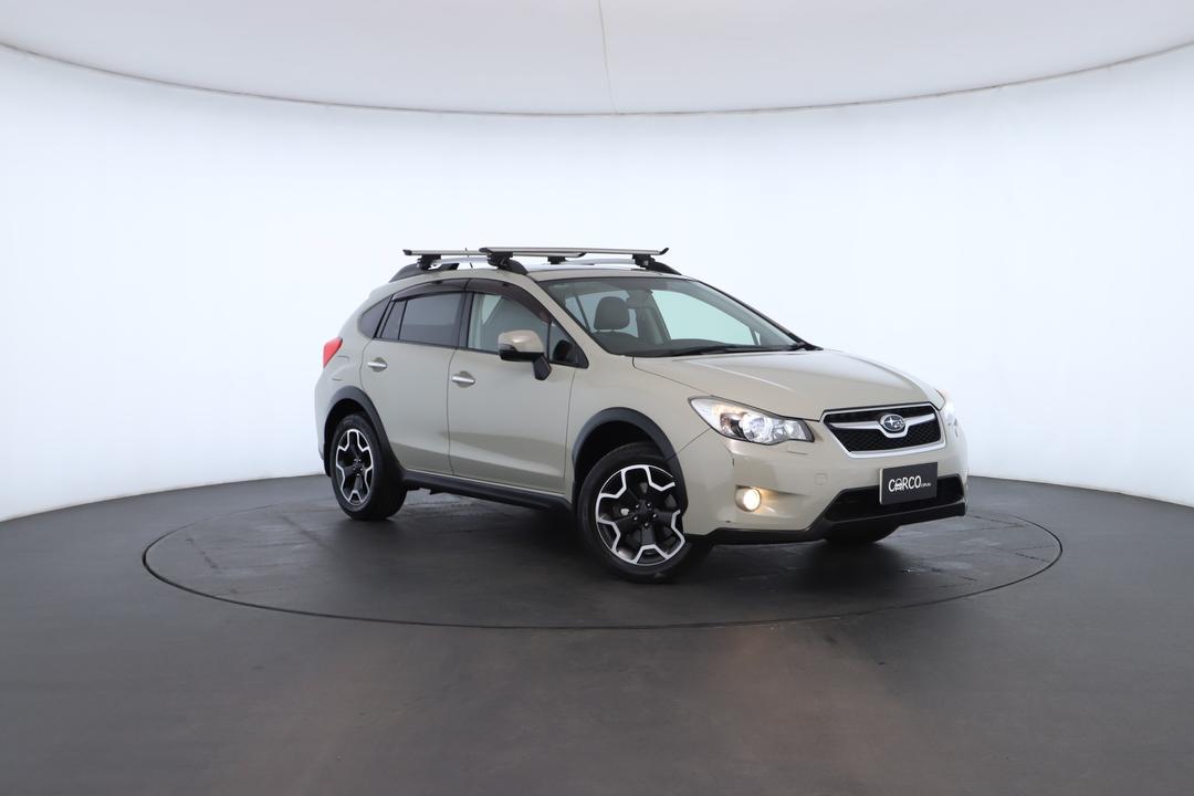 Exterior view frame 0