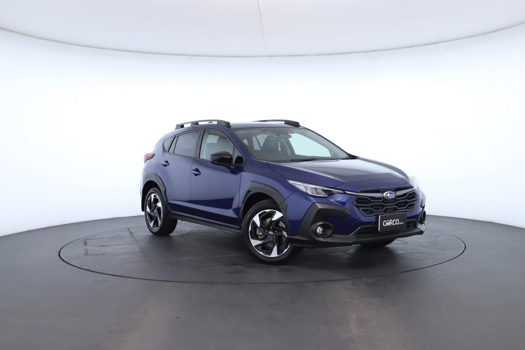 Exterior view frame 0