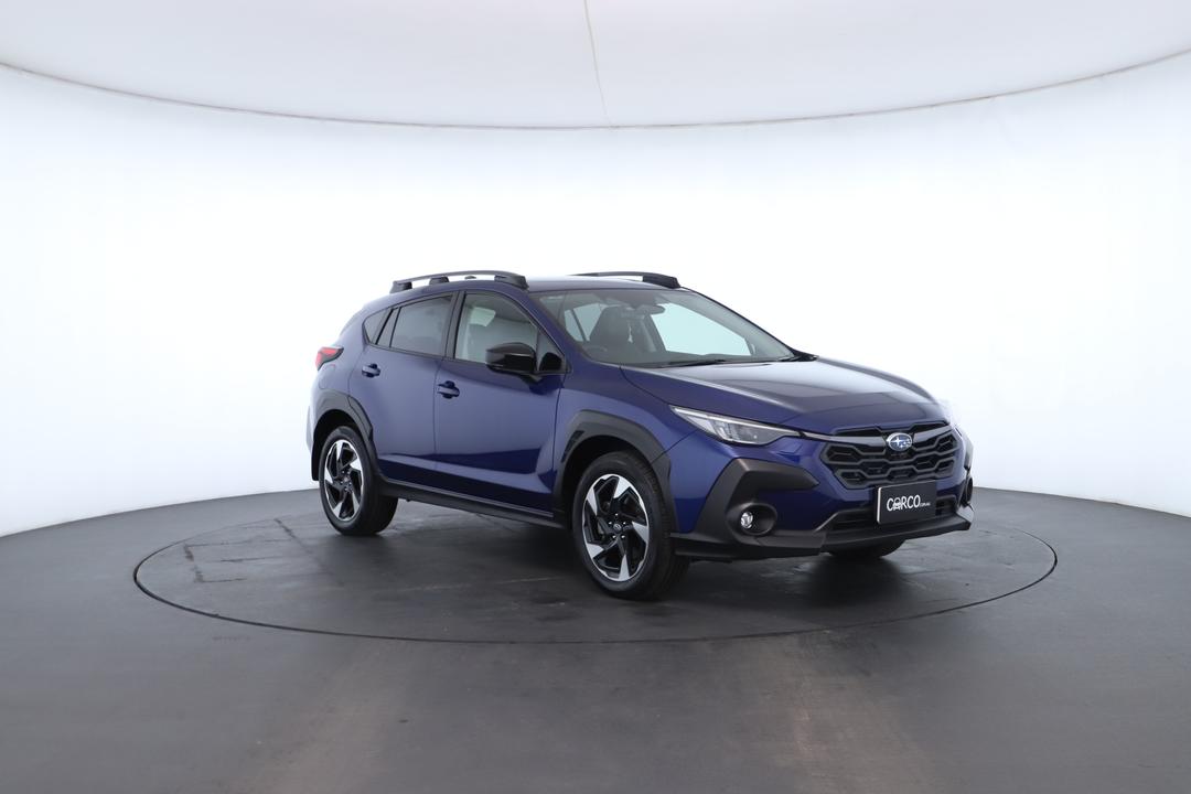 Exterior view frame 1