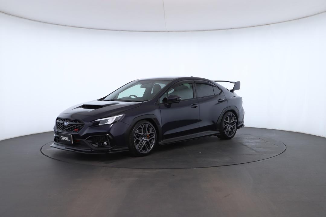 Exterior view frame 5