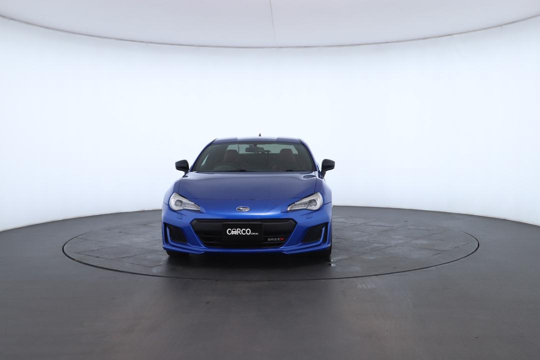 Exterior view frame 3