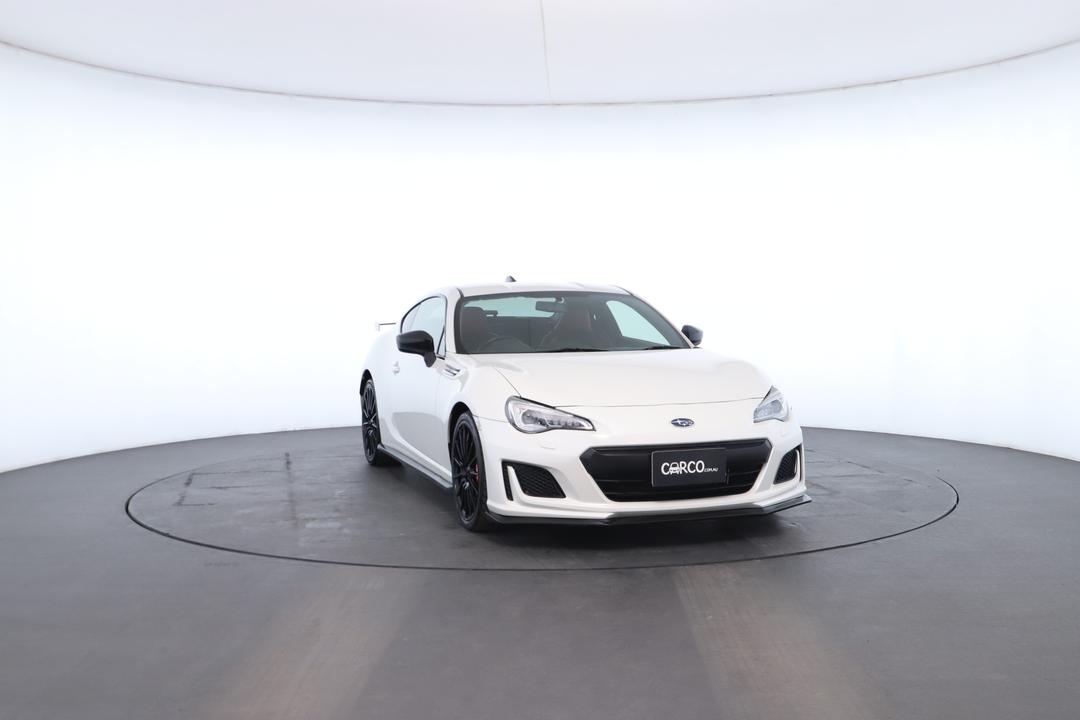 Exterior view frame 2