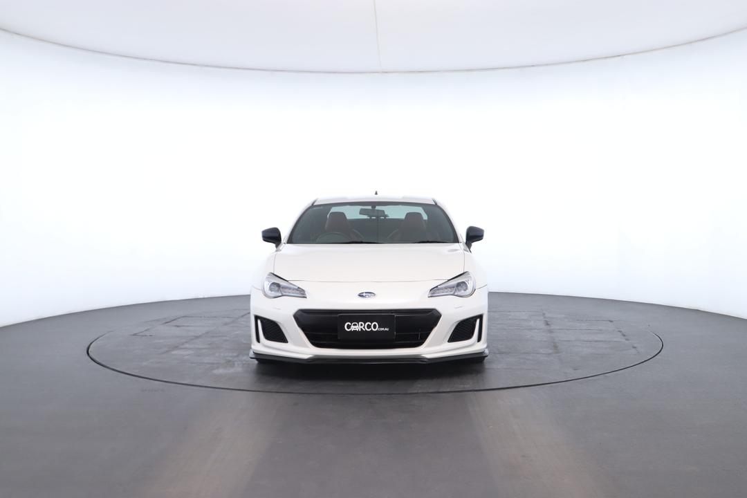 Exterior view frame 3